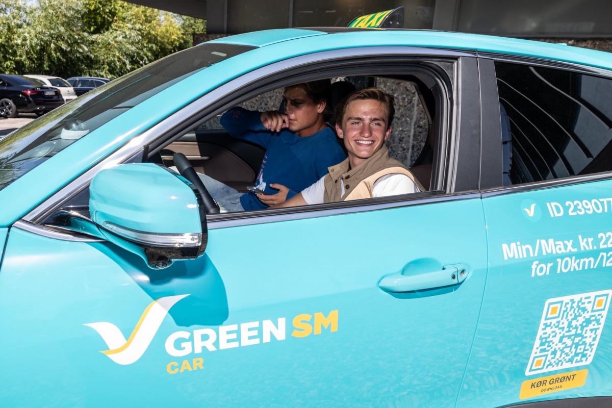Green SM chính thức ra mắt dịch vụ taxi thuần điện tại Đan Mạch Green SM chính thức ra mắt dịch vụ taxi thuần điện tại Đan Mạch