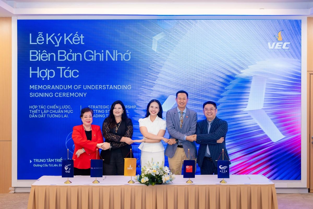 VEC ký kết hợp tác chiến lược với 14 đối tác, xây dựng hệ sinh thái sự kiện - triển lãm toàn diện VEC ký kết hợp tác chiến lược với 14 đối tác, xây dựng hệ sinh thái sự kiện - triển lãm toàn diện