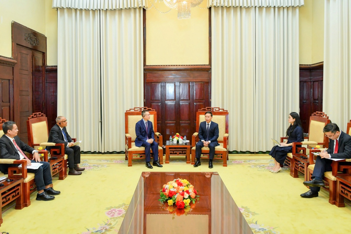 Quang cảnh buổi tiếp