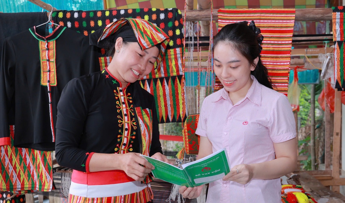 Đồng vốn chính sách đã và đang góp phần Tín dụng chính sách “đánh thức” giá trị làng nghề xứ Nghệ