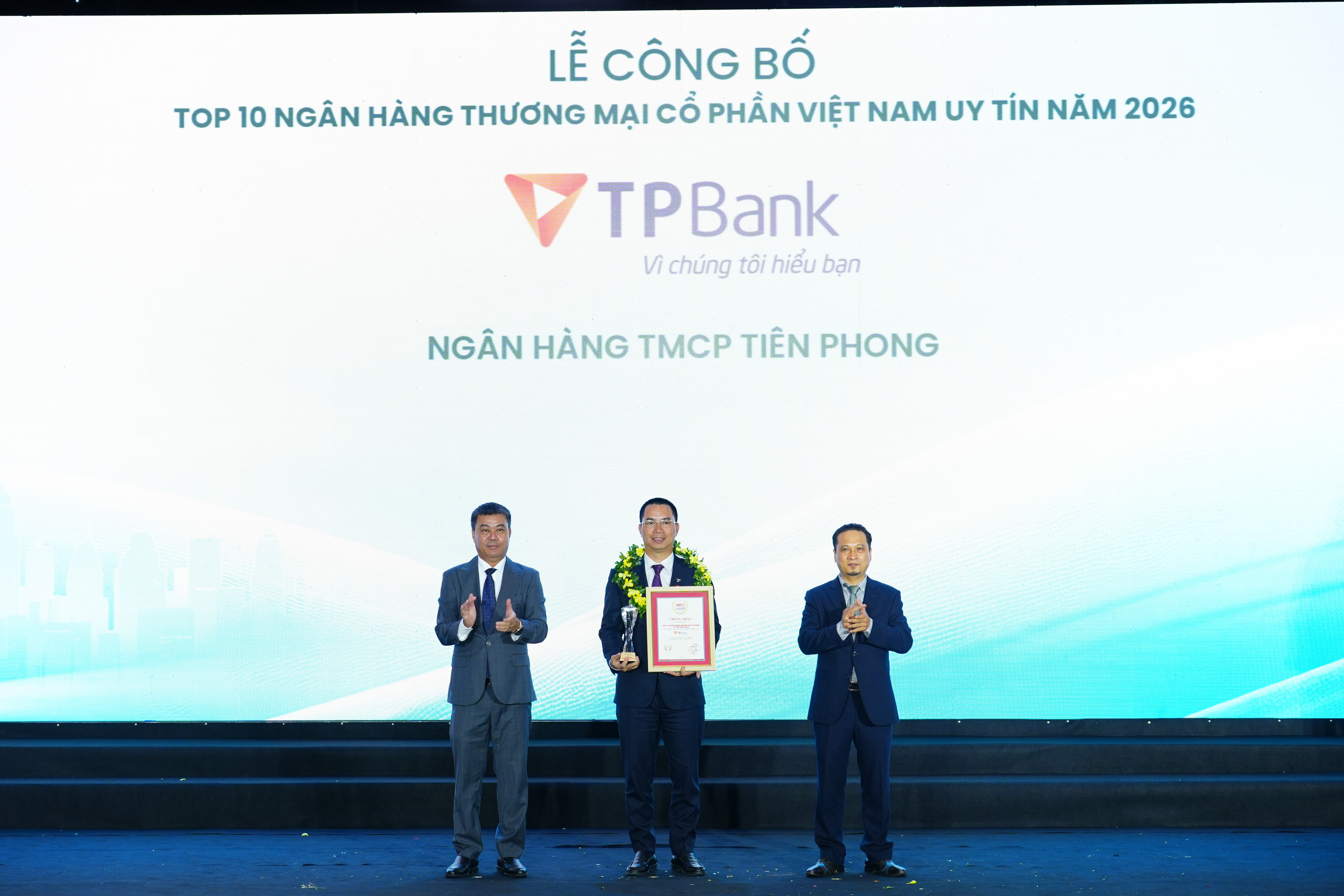 Giải mã bộ 3 trụ cột giúp TPBank liên tục trong Top 10 Ngân hàng tư nhân uy tín