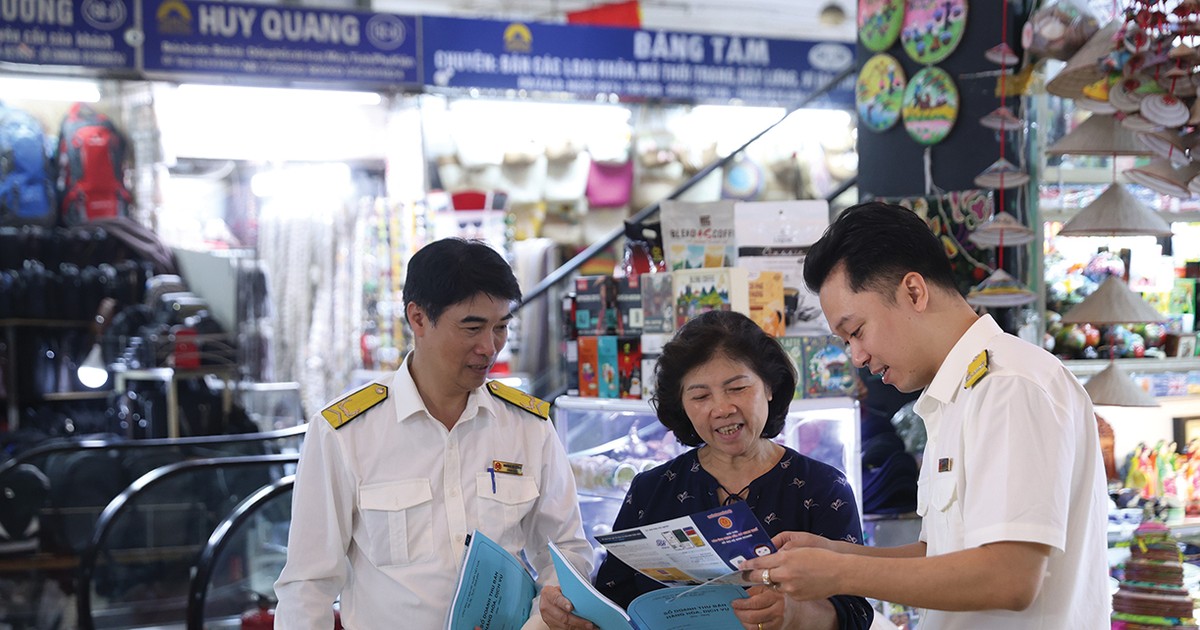 Đề xuất giảm 30% thuế thu nhập cho hộ kinh doanh, doanh nghiệp thu đến 10 tỷ đồng Đề xuất giảm 30% thuế thu nhập cho hộ kinh doanh, doanh nghiệp có doanh thu đến 10 tỷ đồng- Ảnh 1.