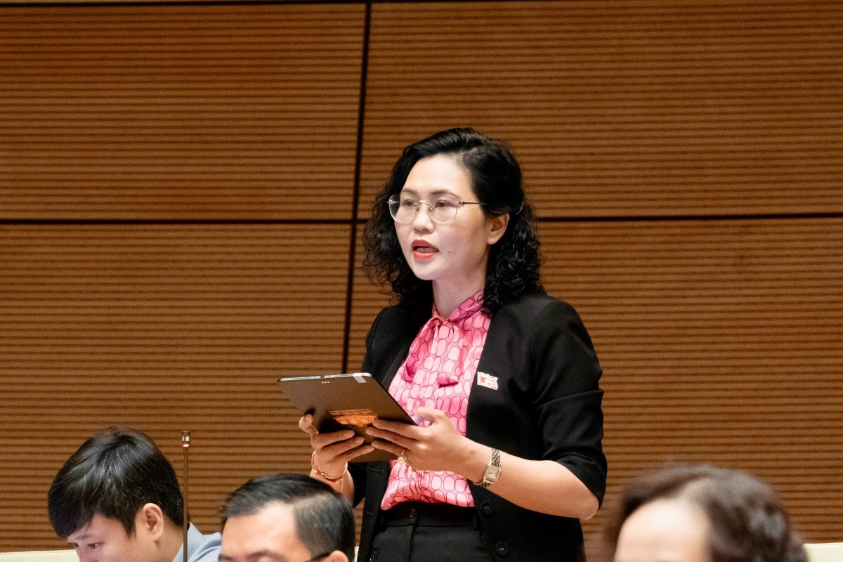 Đại biểu Lê Thị Thuý Sen - Đoàn Hưng Yên Đại biểu Lê Thị Thuý Sen - Đoàn Hưng Yên
