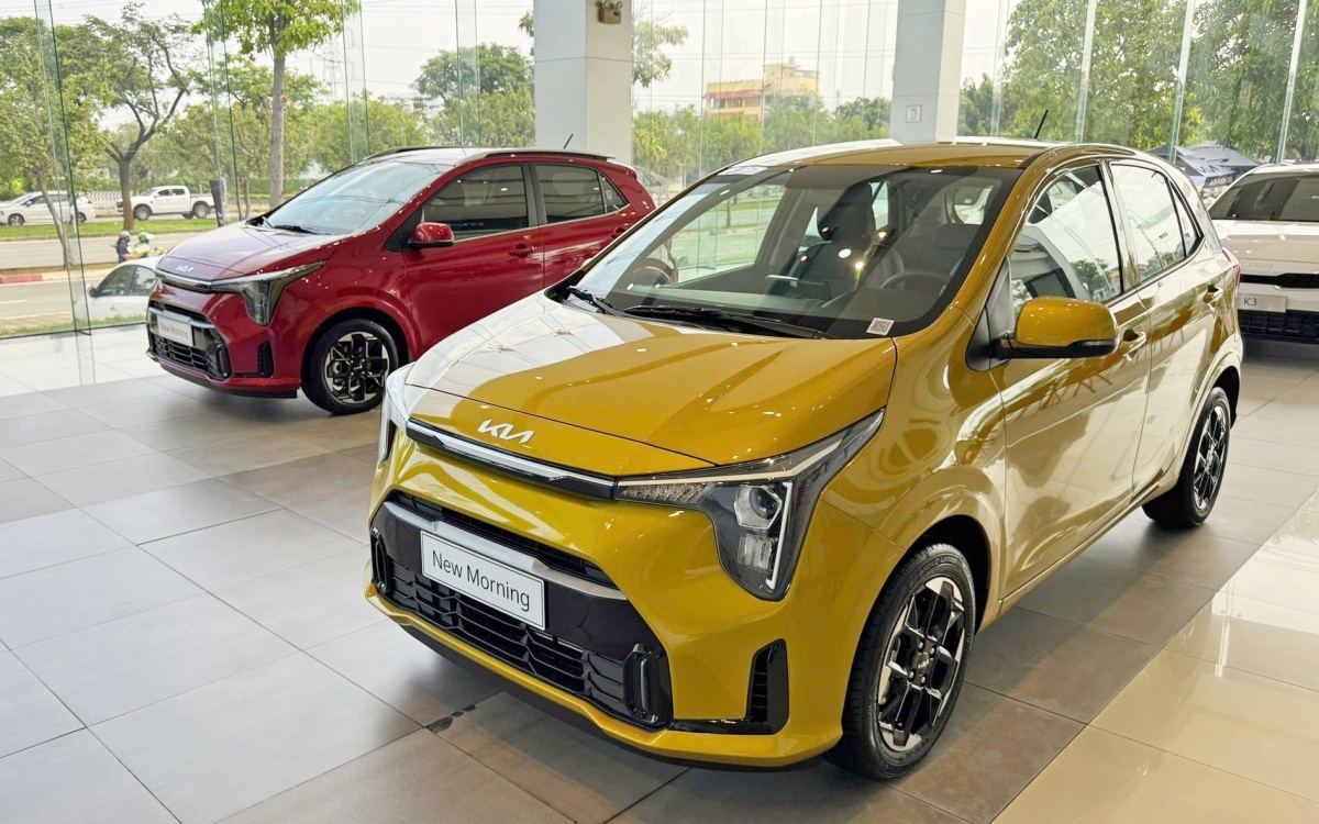 Kia Morning giảm giá hàng chục triệu đồng tại đại lý: Xe mới đọ giá xe cũ, dù giảm nhưng vẫn chưa "mềm" bằng các lựa chọn xe điện trên thị trường