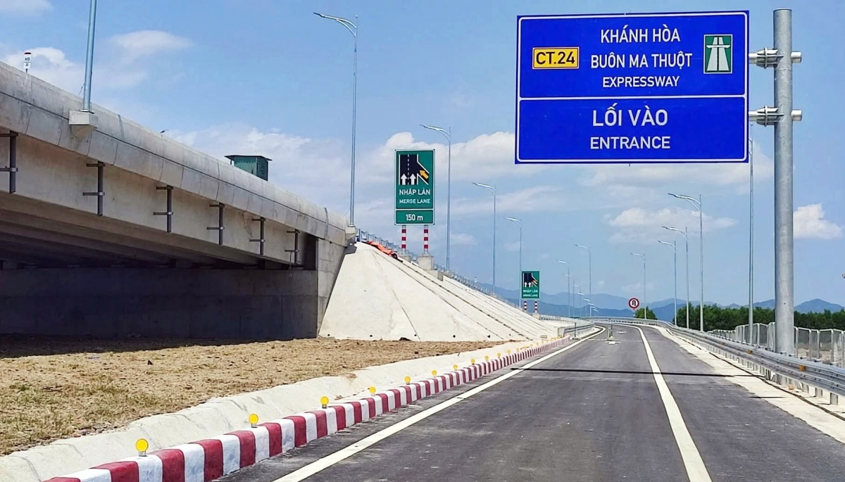 Đắk Lắk nỗ lực đưa tín dụng đến gần hơn với sản xuất, kinh doanh Đắk Lắk nỗ lực đưa tín dụng đến gần hơn với sản xuất, kinh doanh