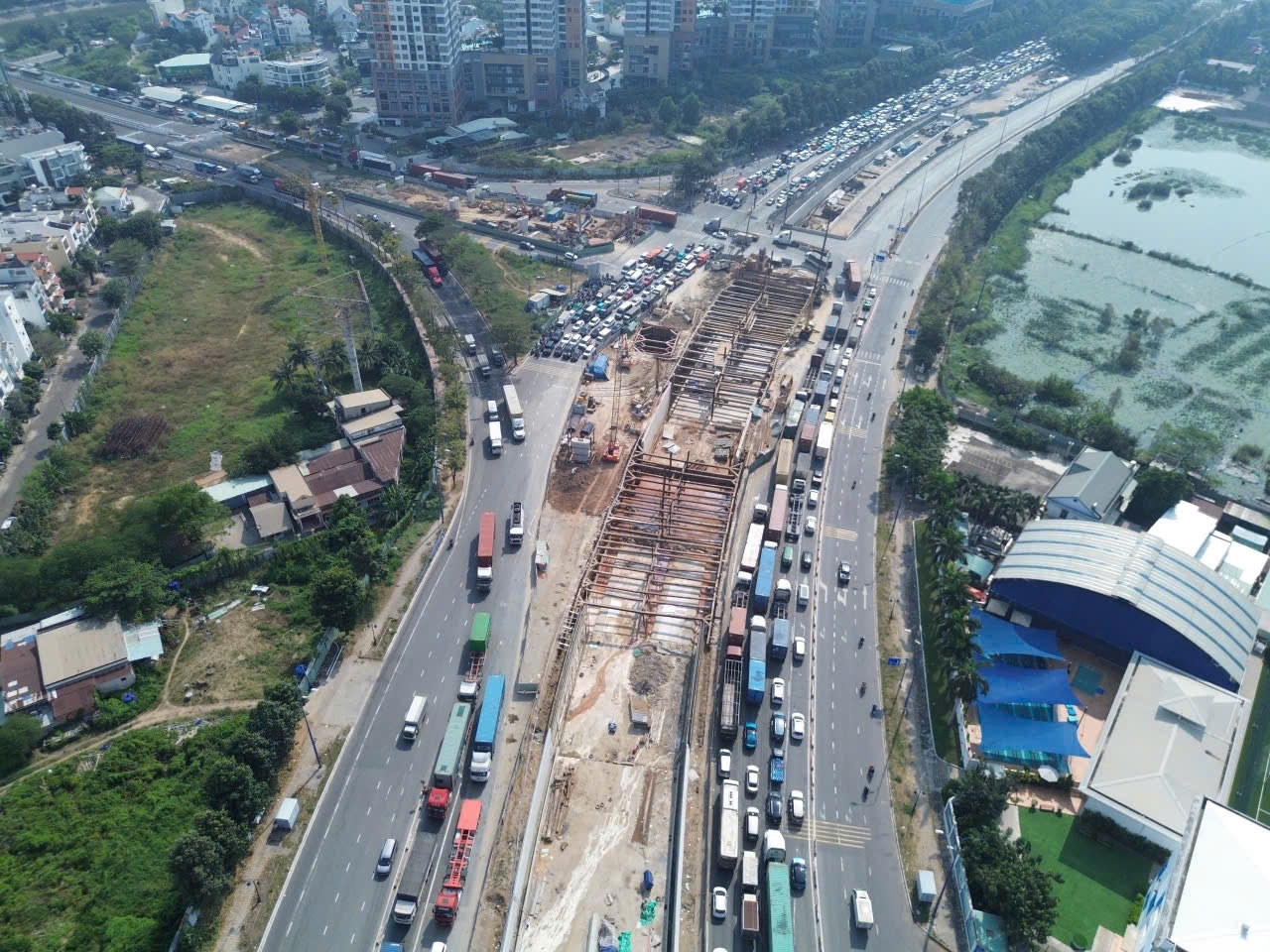 TP. Hồ Chí Minh tăng tốc giải ngân đầu tư công, tạo lực kéo đầu tư tư nhân TP. Hồ Chí Minh tăng tốc giải ngân đầu tư công, tạo lực kéo đầu tư tư nhân