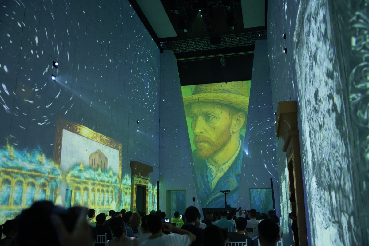 Van Gogh Timeless chính thức mở cửa đón khách tham quan tại Tầng 1, UDIC Westlake Building (Phú Thượng, Hà Nội) Van Gogh Timeless chính thức mở cửa đón khách tham quan tại Tầng 1, UDIC Westlake Building (Phú Thượng, Hà Nội)