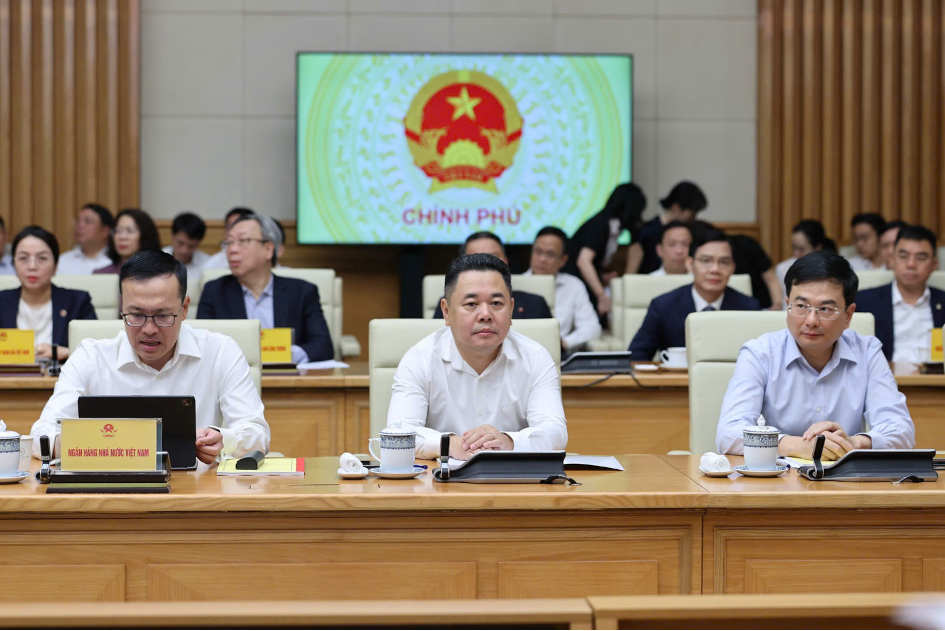Ưu tiên hàng đầu của NHNN là hướng tới củng cố ổn định vĩ mô, bảo đảm các cân đối lớn của nền kinh tế Ưu tiên hàng đầu của NHNN là hướng tới củng cố ổn định vĩ mô, bảo đảm các cân đối lớn của nền kinh tế