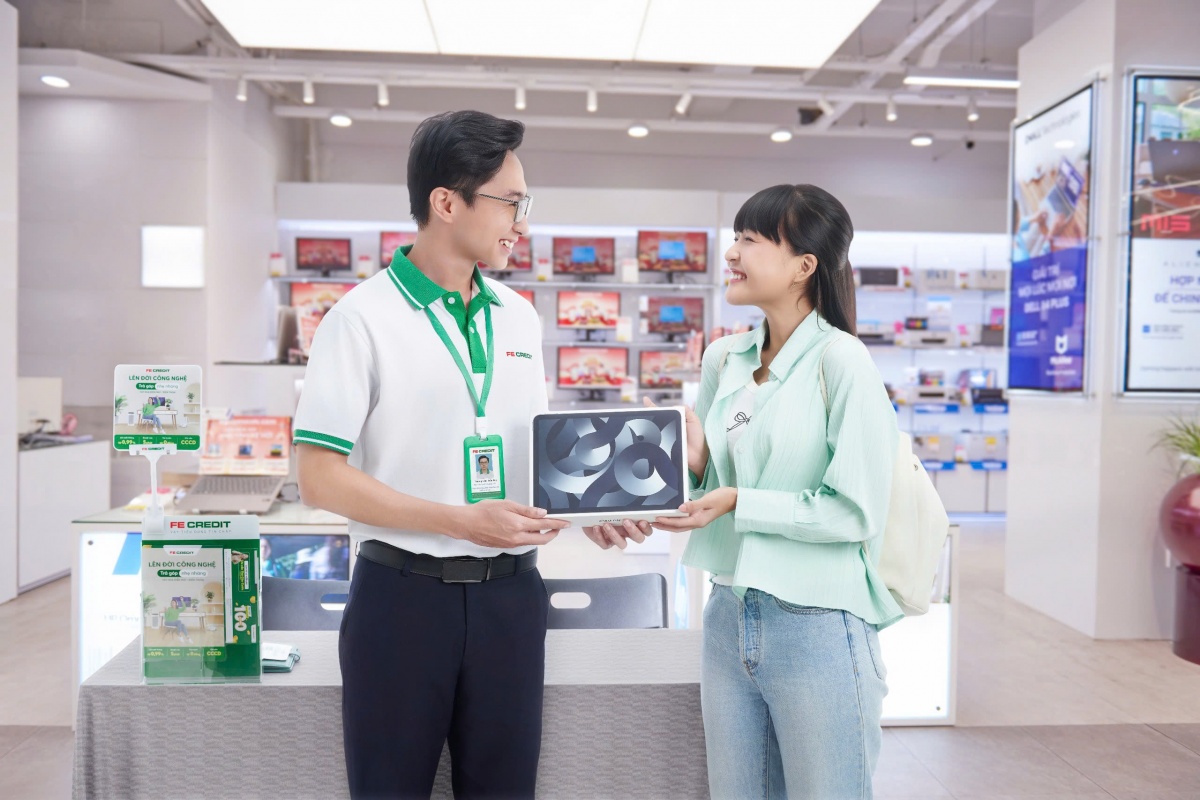 FE CREDIT triển khai chuỗi ưu đãi tài chính mùa tựu trường hơn 2,5 tỷ đồng, đồng hành cùng phụ huynh và người trẻ FE CREDIT triển khai chuỗi ưu đãi tài chính mùa tựu trường hơn 2,5 tỷ đồng, đồng hành cùng phụ huynh và người trẻ