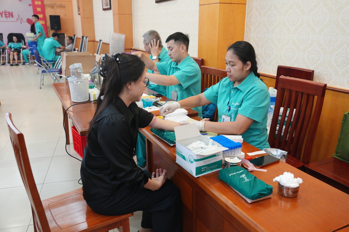 Đoàn Thanh niên Ngân hàng Trung ương tổ chức Ngày hội hiến máu tình nguyện đợt 2 năm 2026