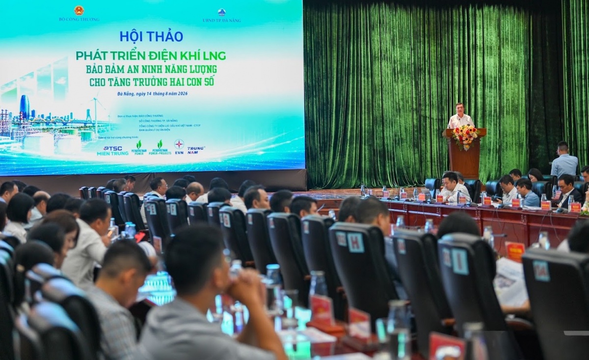Toàn cảnh Hội thảo Phát triển điện khí LNG: Bảo đảm an ninh năng lượng cho tăng trưởng hai con số. Toàn cảnh Hội thảo Phát triển điện khí LNG: Bảo đảm an ninh năng lượng cho tăng trưởng hai con số.