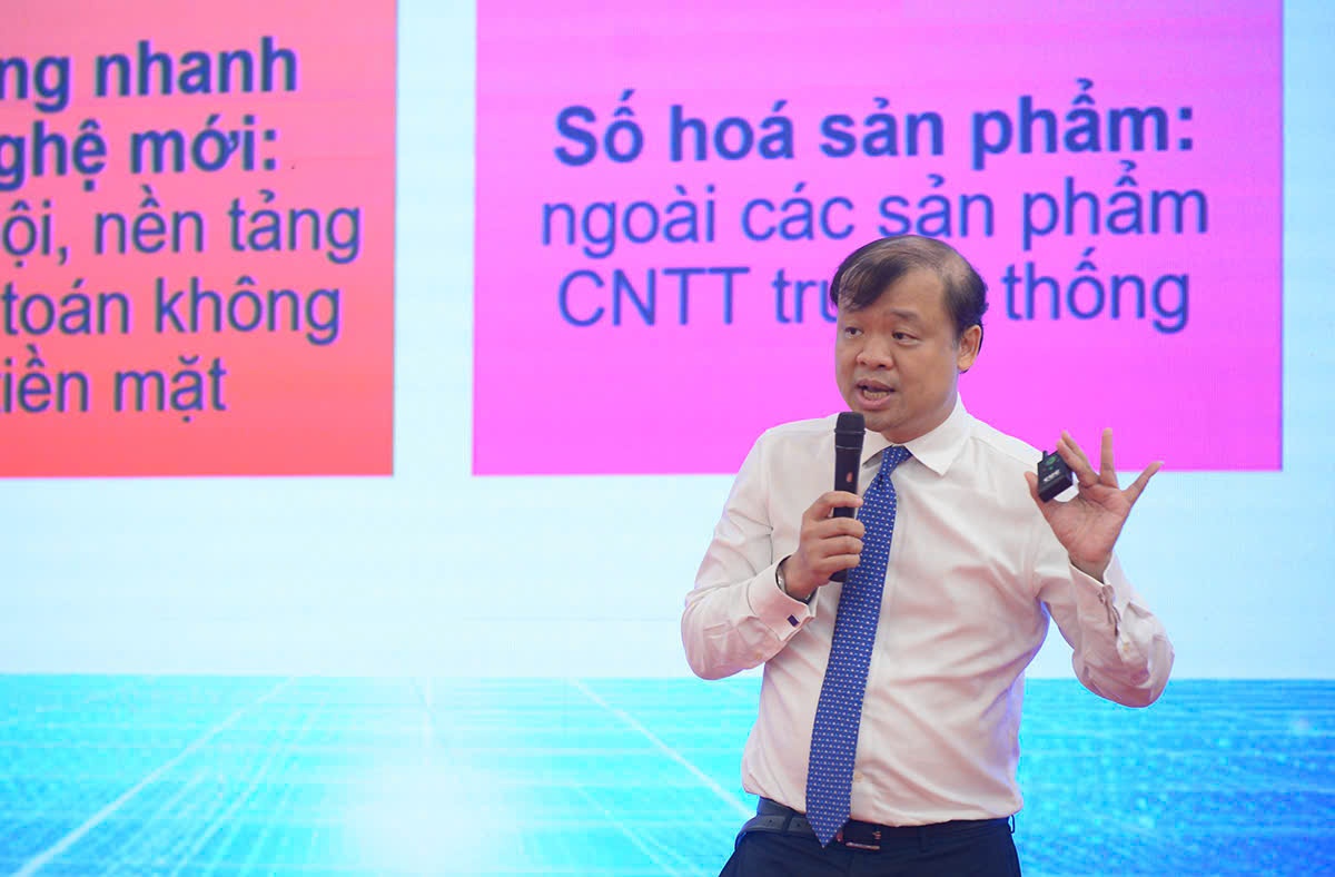 ông Nguyễn Hoa Cương, Phó Viện trưởng Viện Nghiên cứu Chính sách và Chiến lược, Ban Chính sách, chiến lược Trung ương 