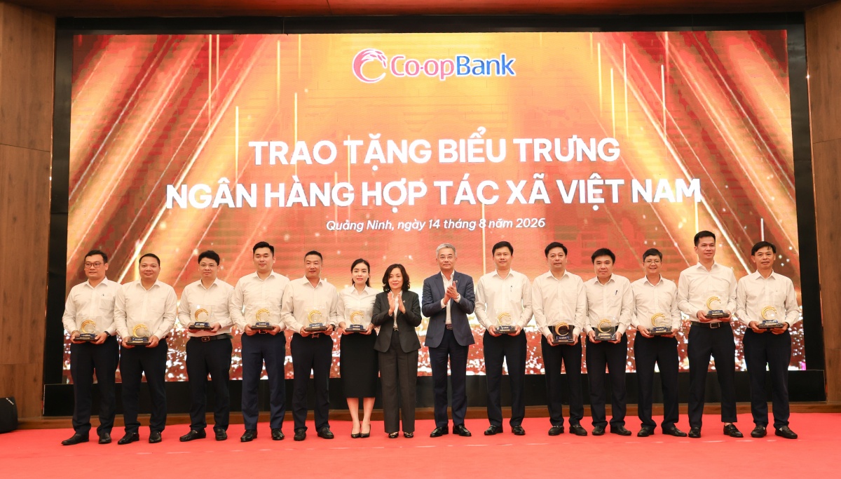 Co-opBank công bố Quyết định bổ nhiệm Phó Tổng Giám đốc Co-opBank công bố Quyết định bổ nhiệm Phó Tổng Giám đốc