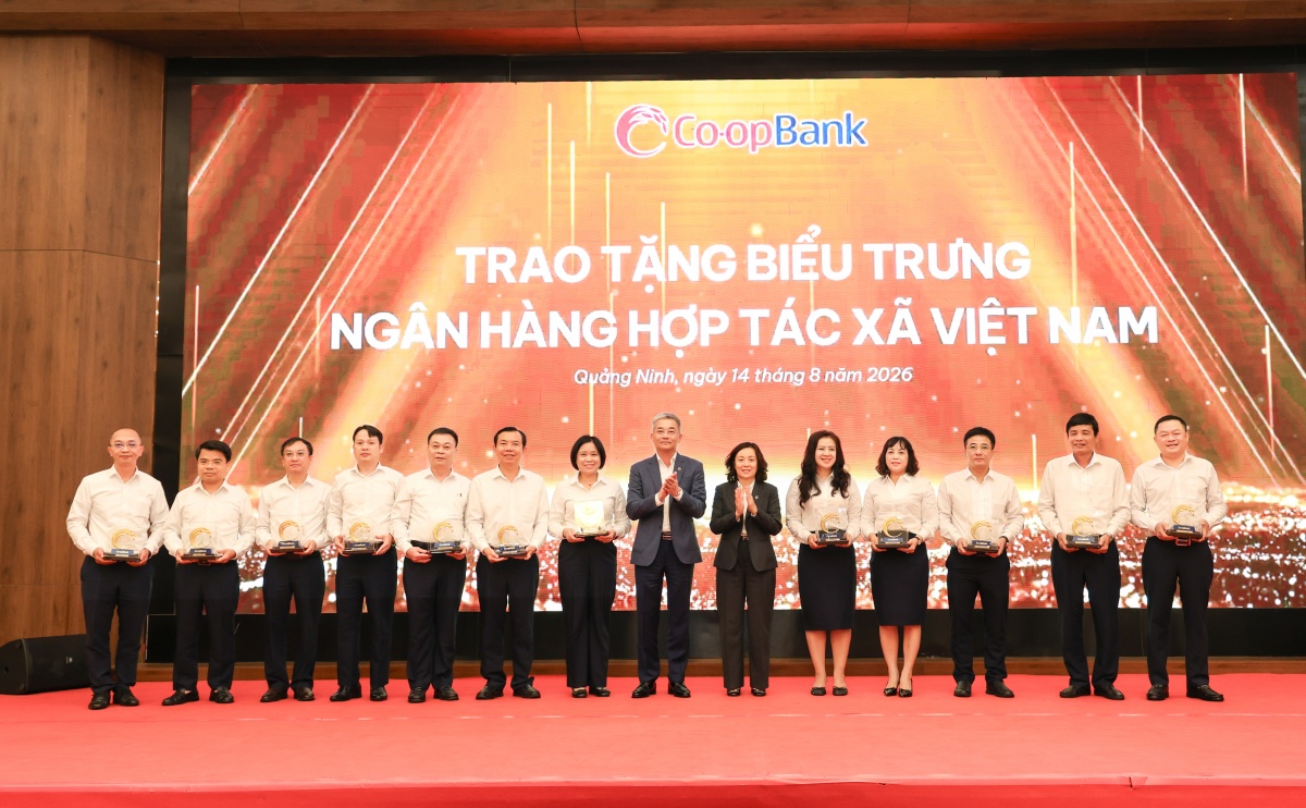 Co-opBank công bố Quyết định bổ nhiệm Phó Tổng Giám đốc Co-opBank công bố Quyết định bổ nhiệm Phó Tổng Giám đốc