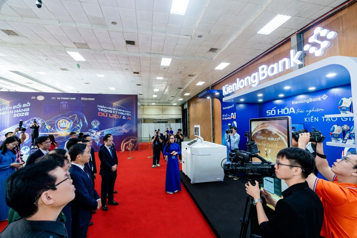 Không gian trải nghiệm của KienlongBank tại Sự kiện Chuyển đổi số ngành Ngân hàng 2026. Không gian trải nghiệm của KienlongBank tại Sự kiện Chuyển đổi số ngành Ngân hàng 2026.
