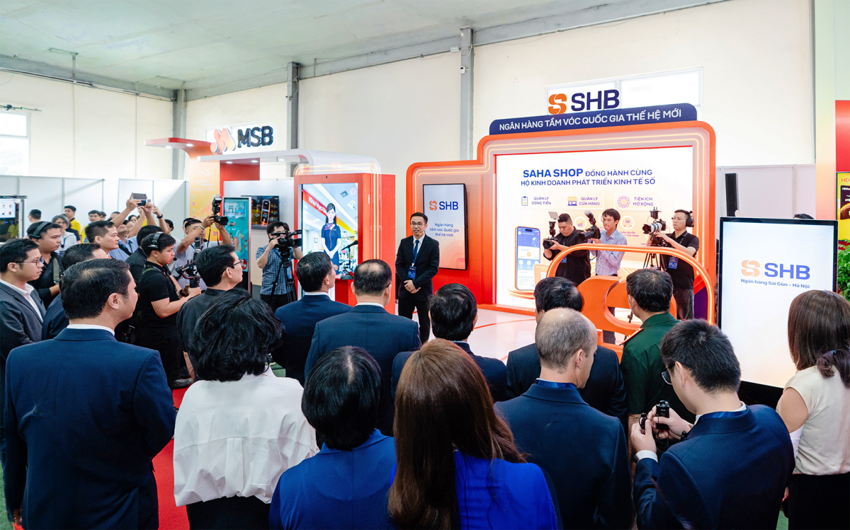 SHB SAHA Shop gây ấn tượng tại sự kiện Chuyển đổi số ngành Ngân hàng 2026 SHB SAHA Shop gây ấn tượng tại sự kiện Chuyển đổi số ngành Ngân hàng 2026
