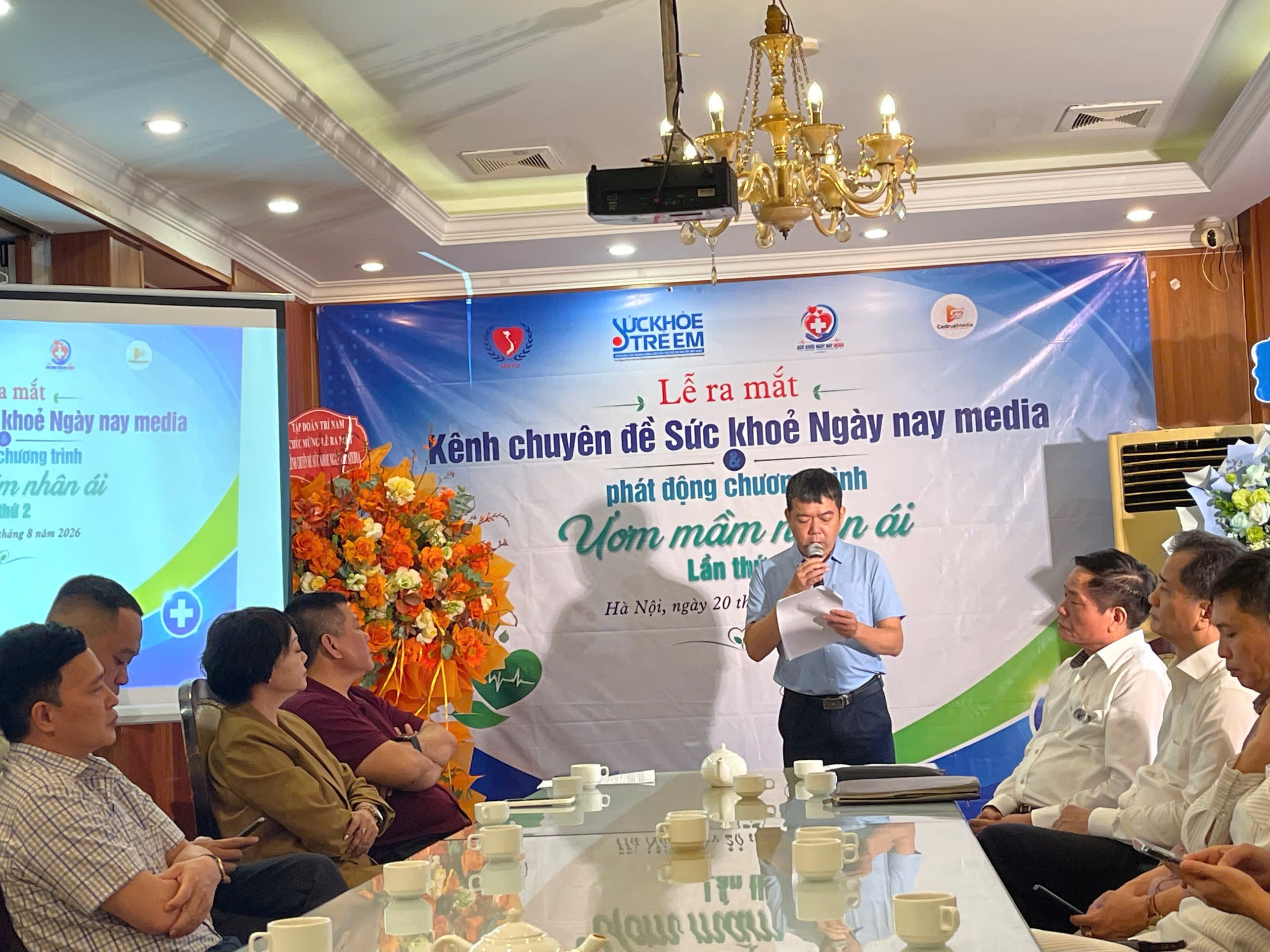 Ông Nguyễn Anh Tú, Ủy viên Ban Biên tập Tạp chí Sức khỏe trẻ em phát biểu Ông Nguyễn Anh Tú, Ủy viên Ban Biên tập Tạp chí Sức khỏe trẻ em phát biểu