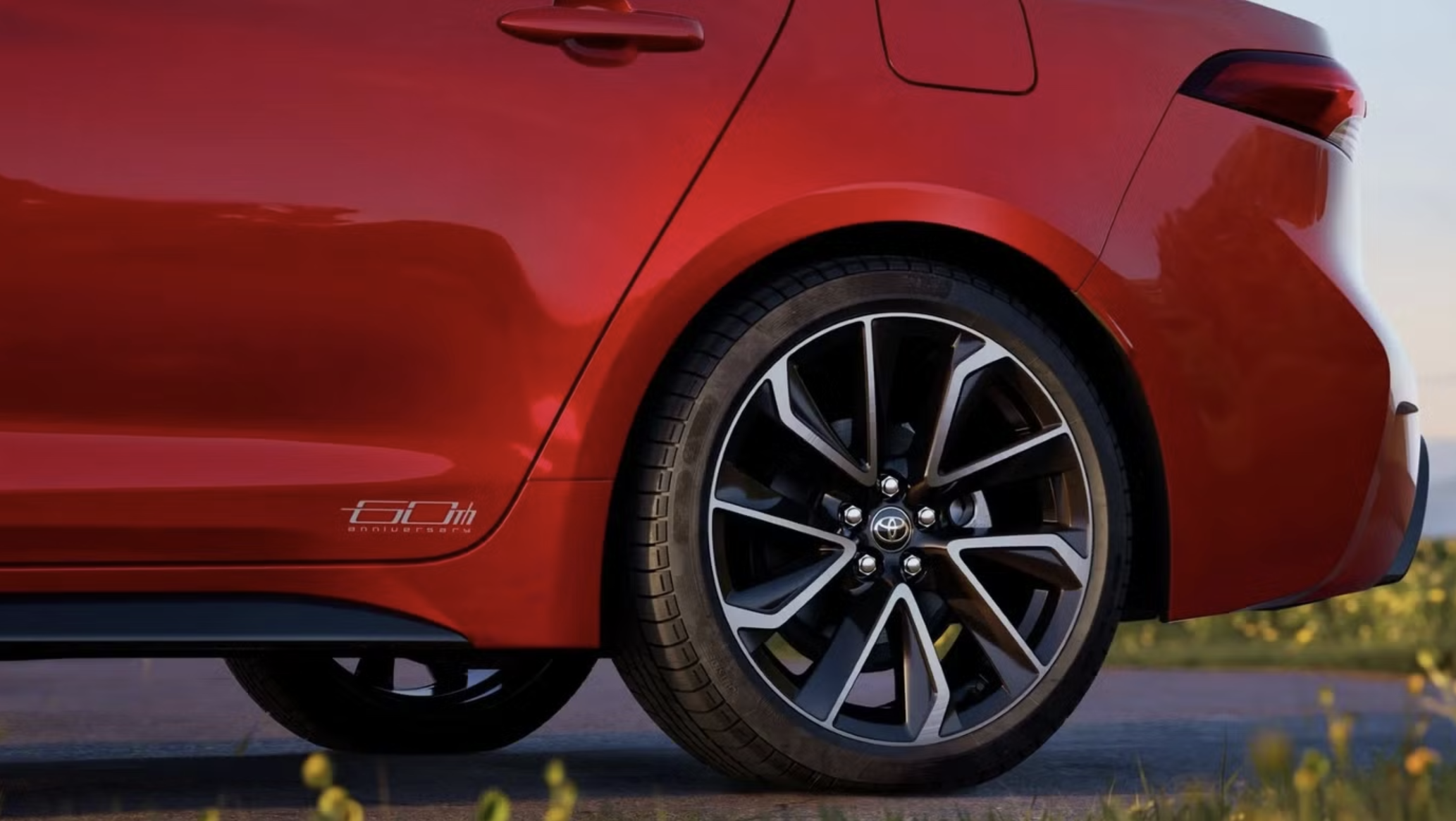 Xe Toyota bán chạy nhất mọi thời đại tung bản đặc biệt