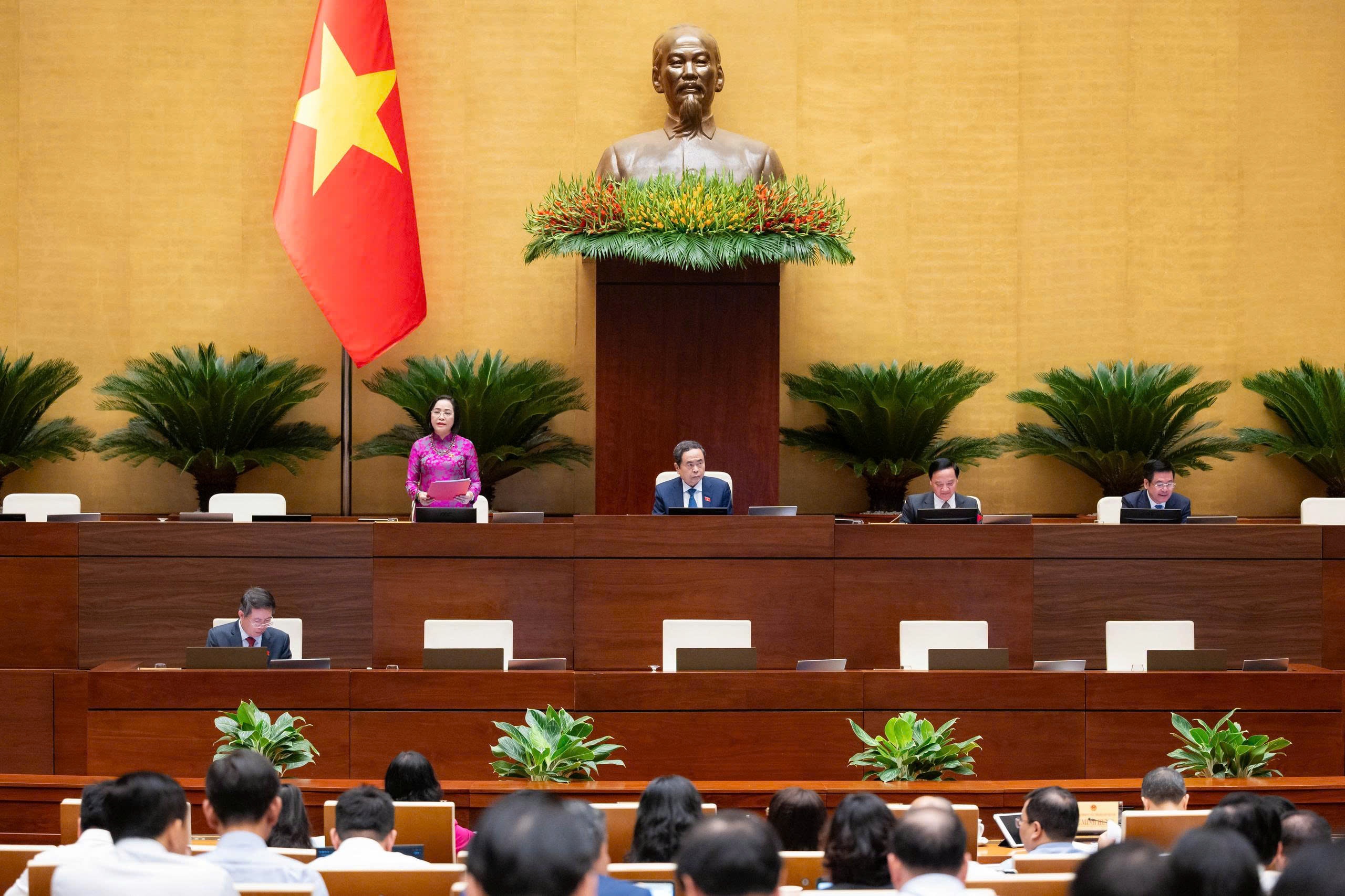 Hình thành các tập đoàn xuất bản, truyền thông đa nền tảng, đa sản phẩm