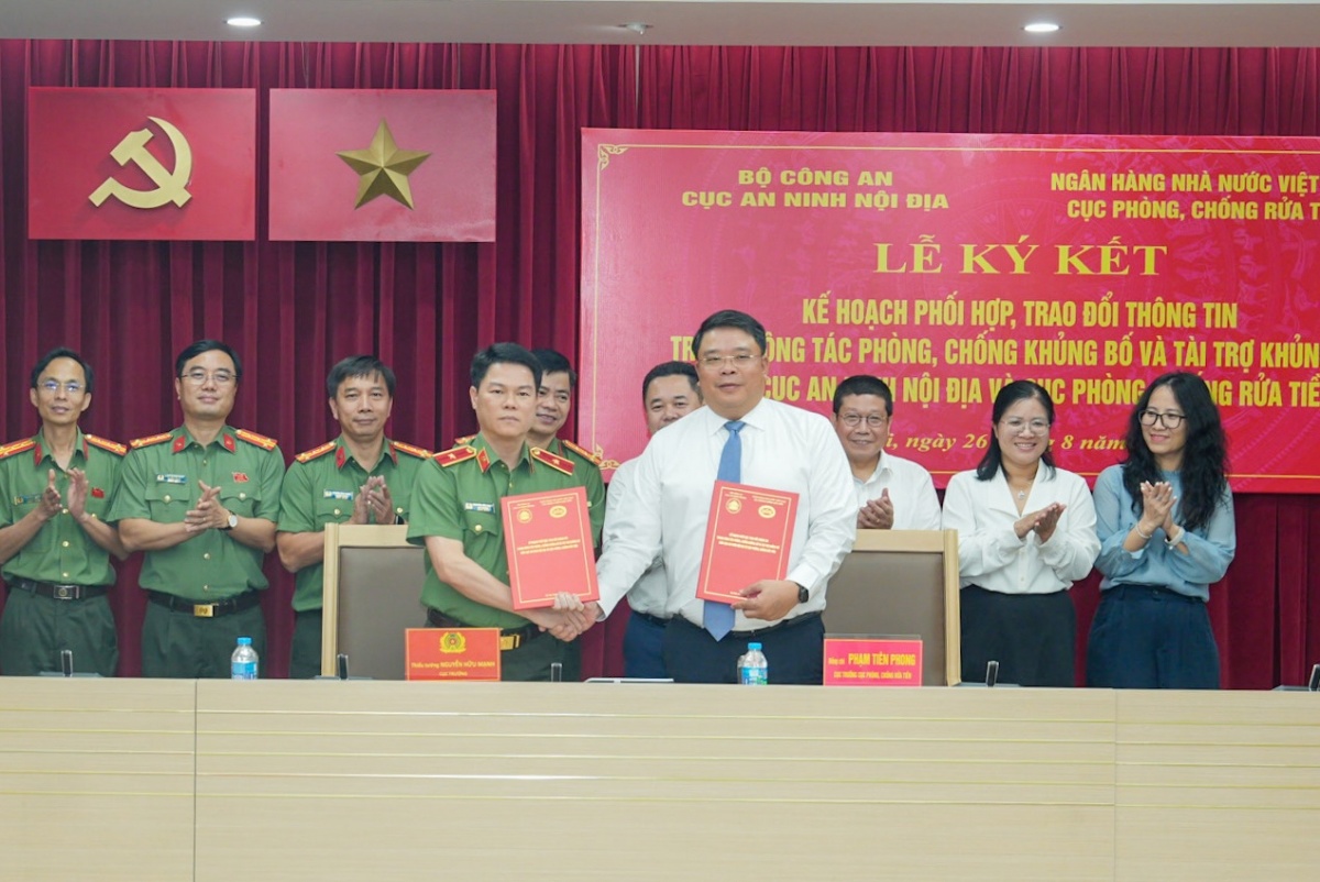 Cục An ninh nội địa – Bộ Công an và Cục Phòng, chống rửa tiền – Ngân hàng Nhà nước Việt Nam tổ chức Lễ ký