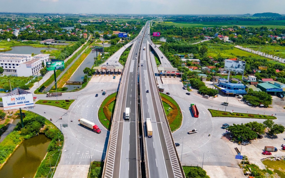 Cơ cấu lại vốn nhà nước: Giữ đúng chỗ, rút đúng nơi