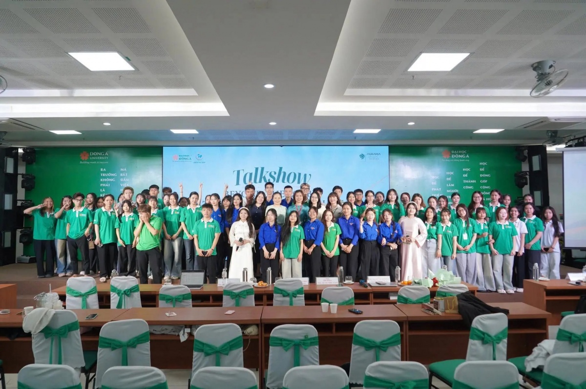 Nhân lực du lịch - điểm nghẽn lớn của năng lực cạnh tranh điểm đến Nhân lực du lịch - điểm nghẽn lớn của năng lực cạnh tranh điểm đến