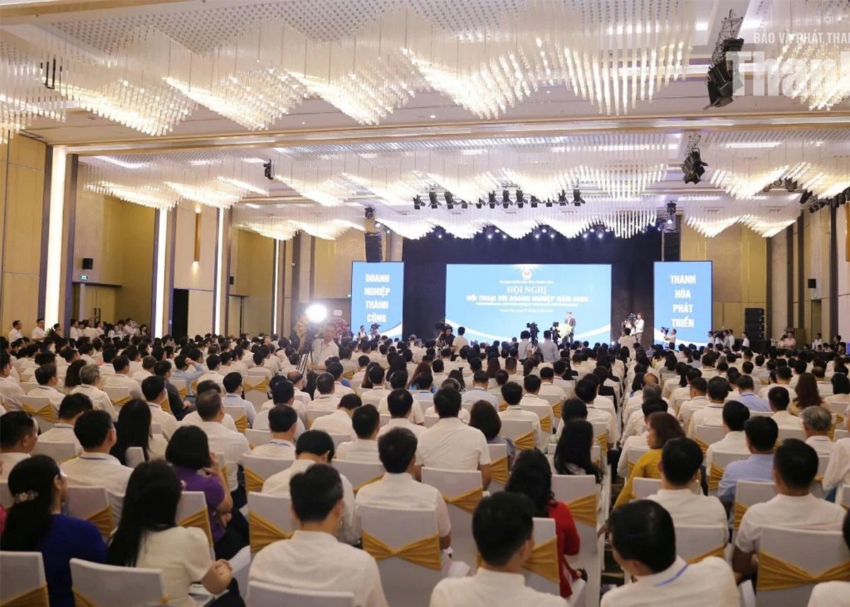 Toàn cảnh hội nghị Toàn cảnh hội nghị