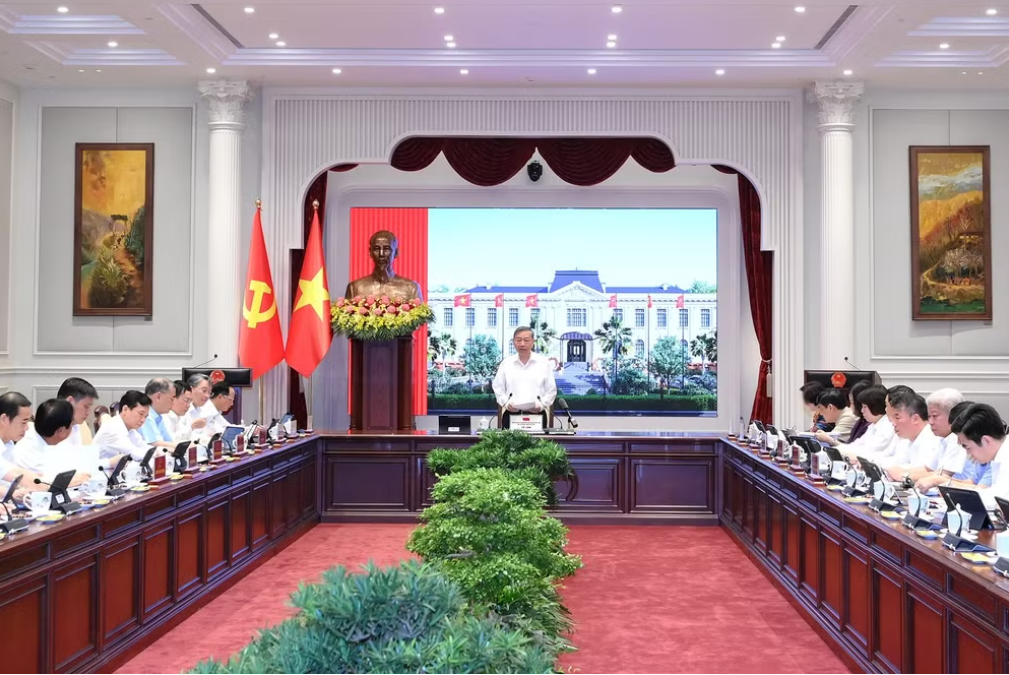 Xây dựng hệ thống an sinh xã hội đa tầng, bao trùm, lấy người dân làm trung tâm