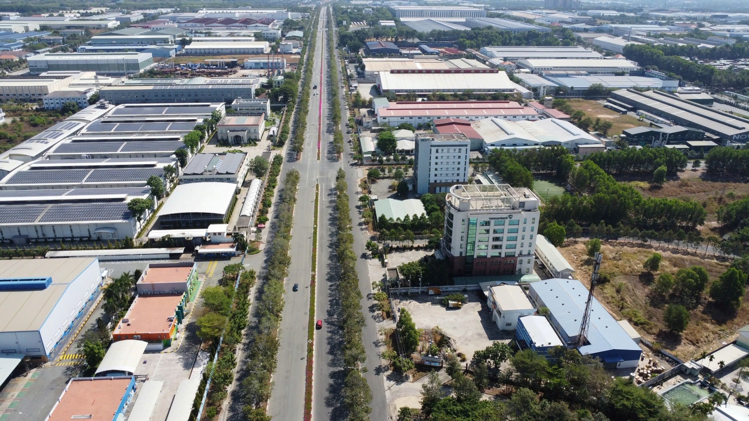 TP. Hồ Chí Minh hút hơn 10 tỷ USD FDI: Lợi thế nào tạo sức bật?