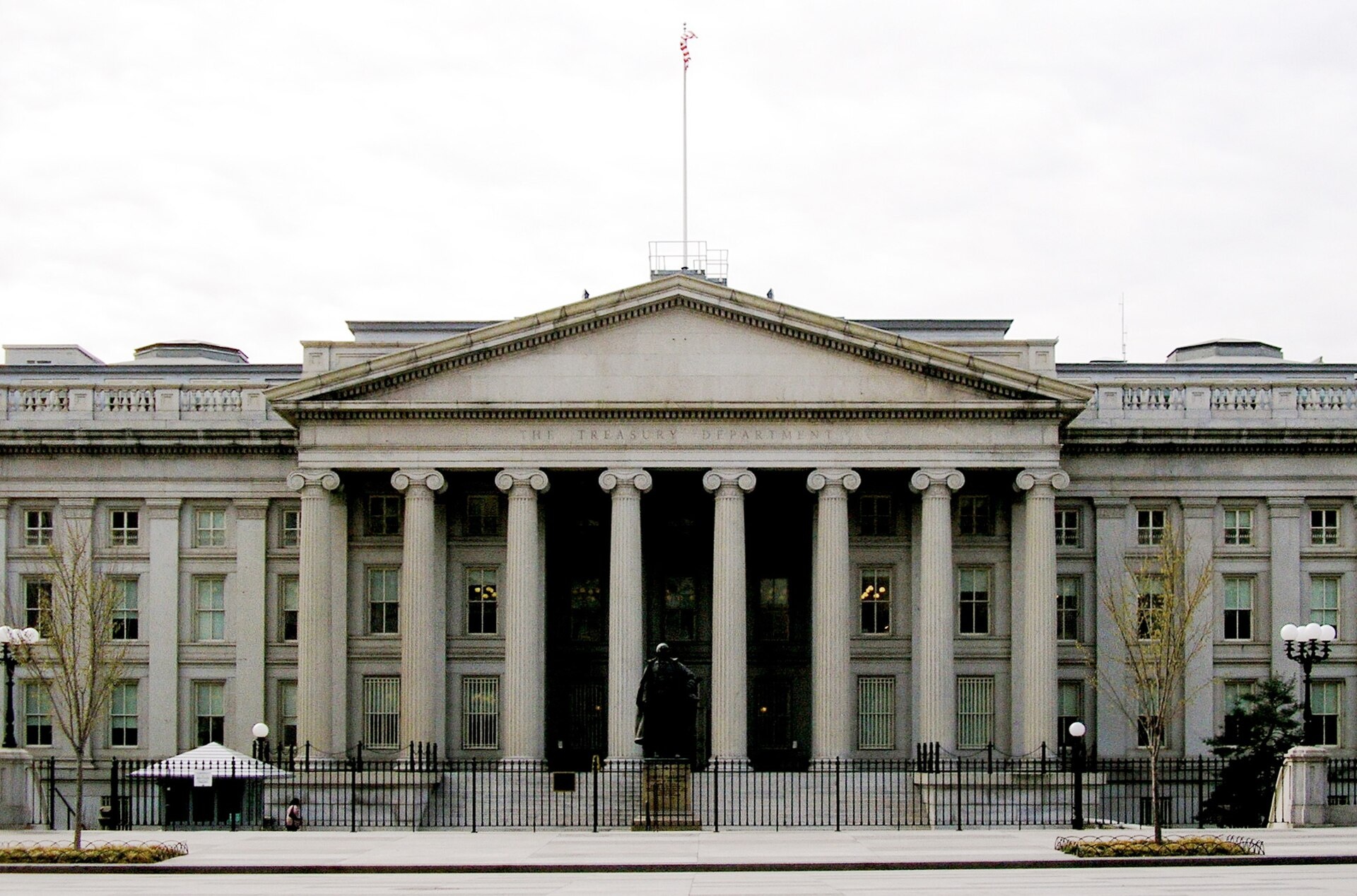 Trụ sở Bộ Tài chính Mỹ tại Washington D.C. Ảnh: Loren/Wikimedia Commons, Public Domain