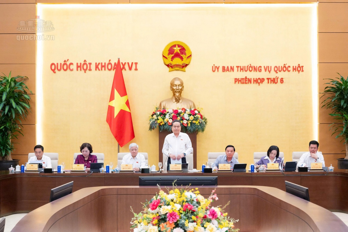 Chủ tịch Quốc hội Trần Thanh Mẫn: Pháp luật phải tháo gỡ điểm nghẽn, khơi thông nguồn lực, mở đường phát triển Chủ tịch Quốc hội Trần Thanh Mẫn: Pháp luật phải tháo gỡ điểm nghẽn, khơi thông nguồn lực, mở đường phát triển
