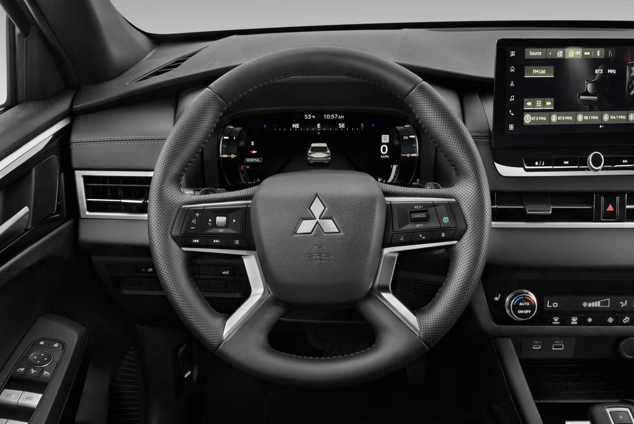 Mitsubishi Outlander đời mới chốt về Việt Nam năm nay: Động cơ hybrid, dễ định vị trên Destinator, cạnh tranh CR-V, Forester - Ảnh 13.