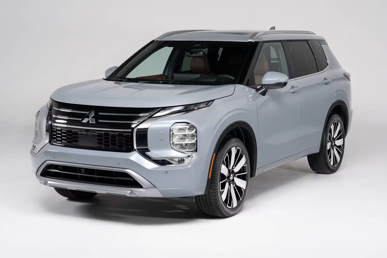 Mitsubishi Outlander đời mới chốt về Việt Nam năm nay: Động cơ hybrid, dễ định vị trên Destinator, cạnh tranh CR-V, Forester - Ảnh 9.