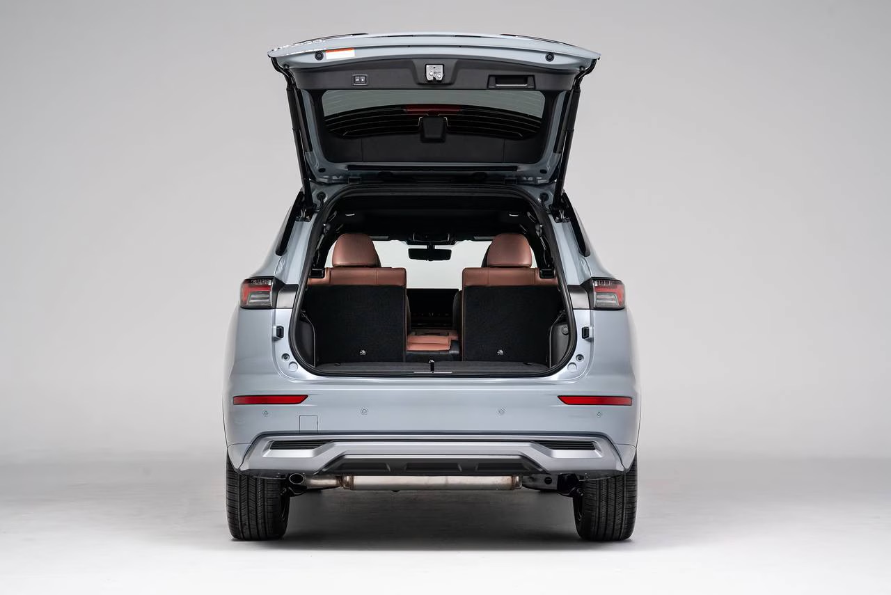 Mitsubishi Outlander đời mới chốt về Việt Nam năm nay: Động cơ hybrid, dễ định vị trên Destinator, cạnh tranh CR-V, Forester - Ảnh 11.
