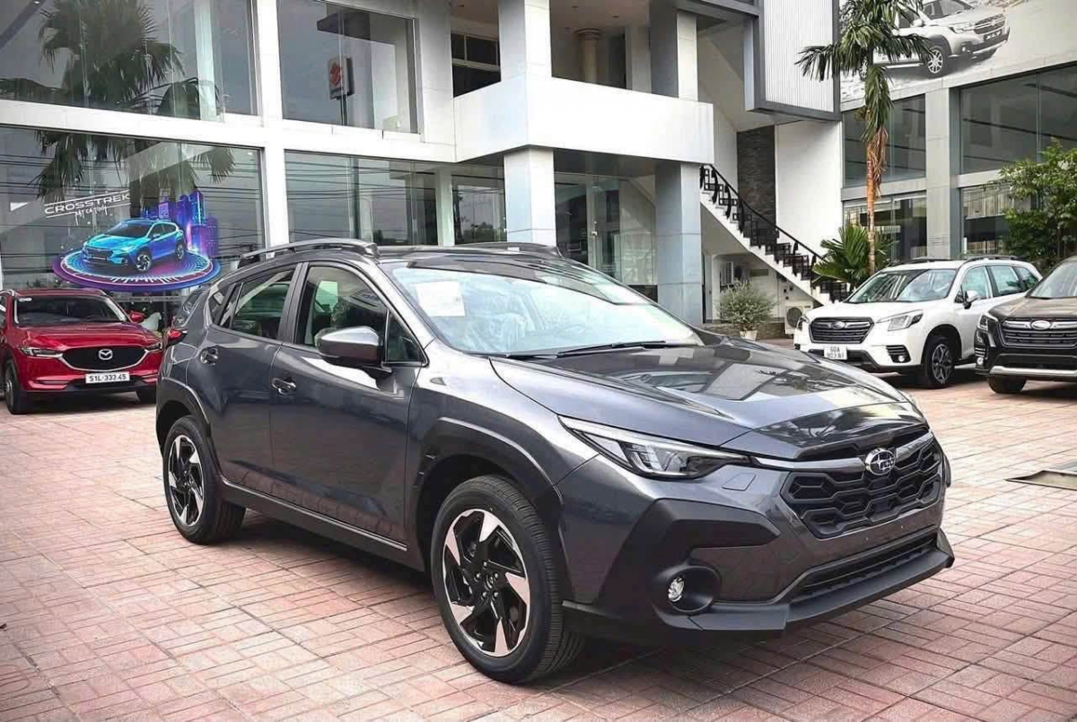 Giá Subaru Crosstrek chạm ‘đáy’: Giảm cao nhất 329 triệu đồng, bản tiêu chuẩn rẻ ngang Corolla Cross