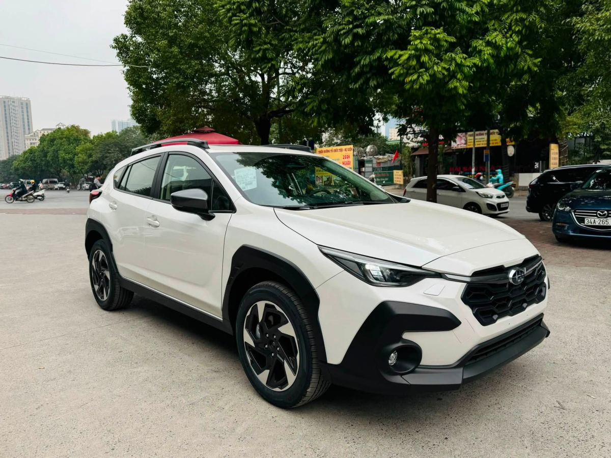 Giá Subaru Crosstrek chạm ‘đáy’: Giảm cao nhất 329 triệu đồng, bản tiêu chuẩn rẻ ngang Corolla Cross