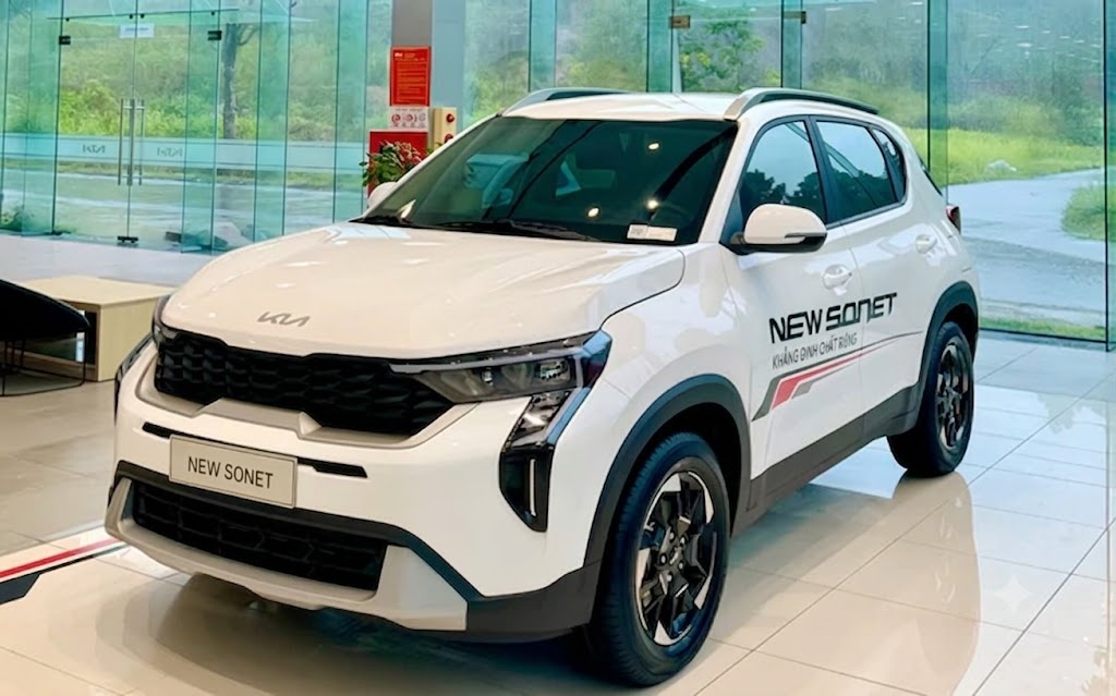 Kia Sonet lại tạo "đáy" mới, giá thực tế chưa đến 440 triệu