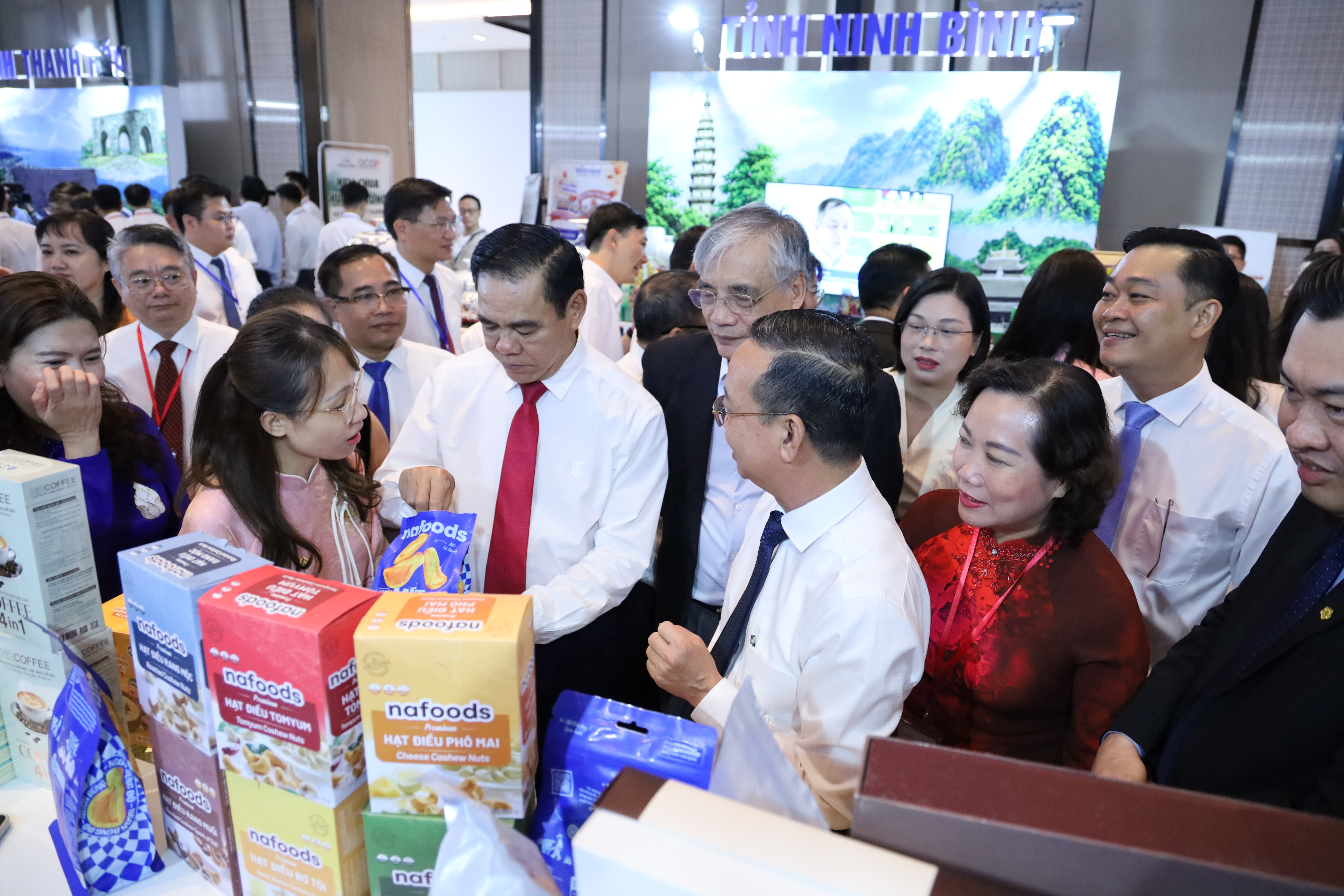 Hợp tác TP. Hồ Chí Minh với 8 địa phương thúc đẩy phát triển kinh tế - xã hội Hợp tác TP. Hồ Chí Minh với 8 địa phương thúc đẩy phát triển kinh tế - xã hội