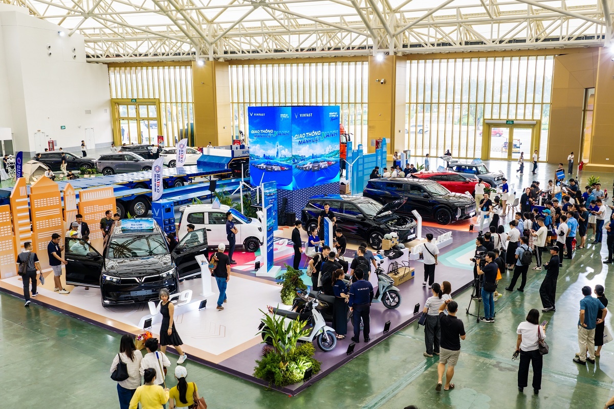 VITW 2026 chính thức khai mạc, quy tụ hơn 2.000 gian hàng công nghiệp và công nghệ VITW 2026 chính thức khai mạc, quy tụ hơn 2.000 gian hàng công nghiệp và công nghệ