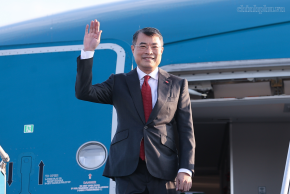 Thủ tướng Lê Minh Hưng lên đường dự Hội nghị thượng đỉnh BRICS và làm việc song phương tại Ấn Độ