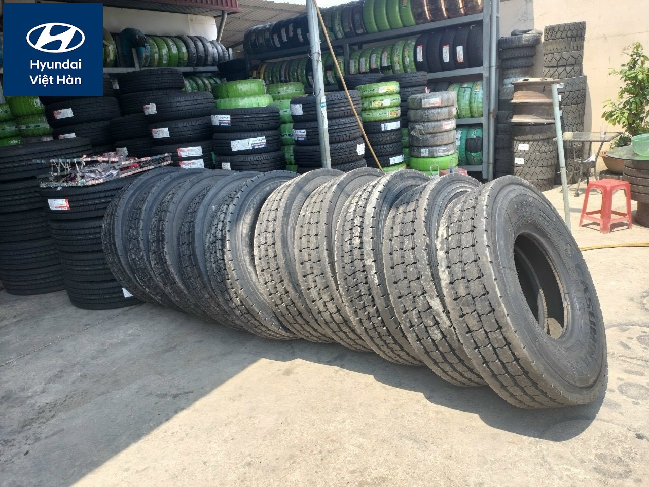 Xuất khẩu lốp xe tải, xe khách của Việt Nam tăng mạnh   ảnh: minh họa