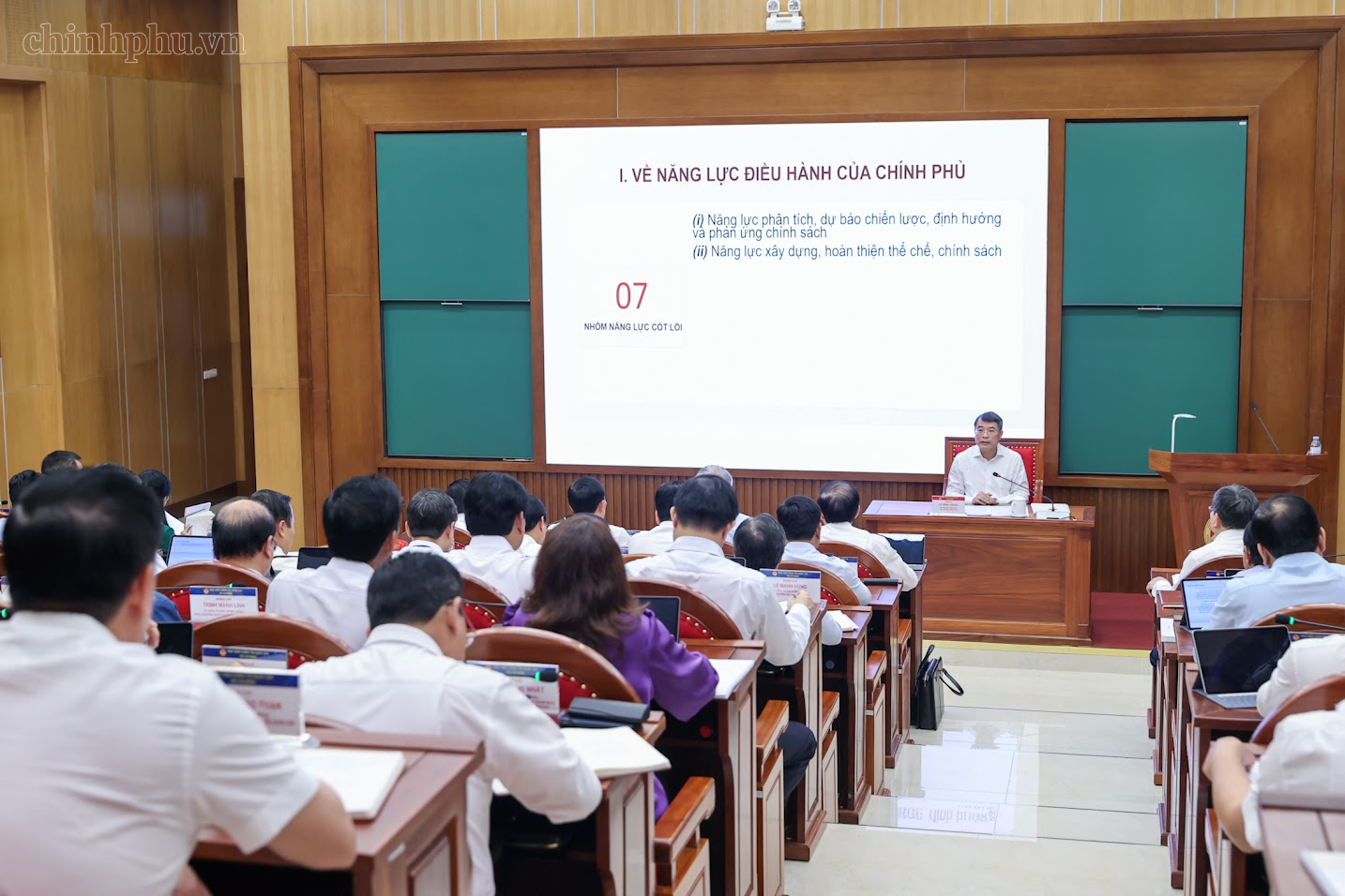 Thủ tướng: Nâng cao đồng bộ 7 yếu tố năng lực điều hành của Chính phủ- Ảnh 2.