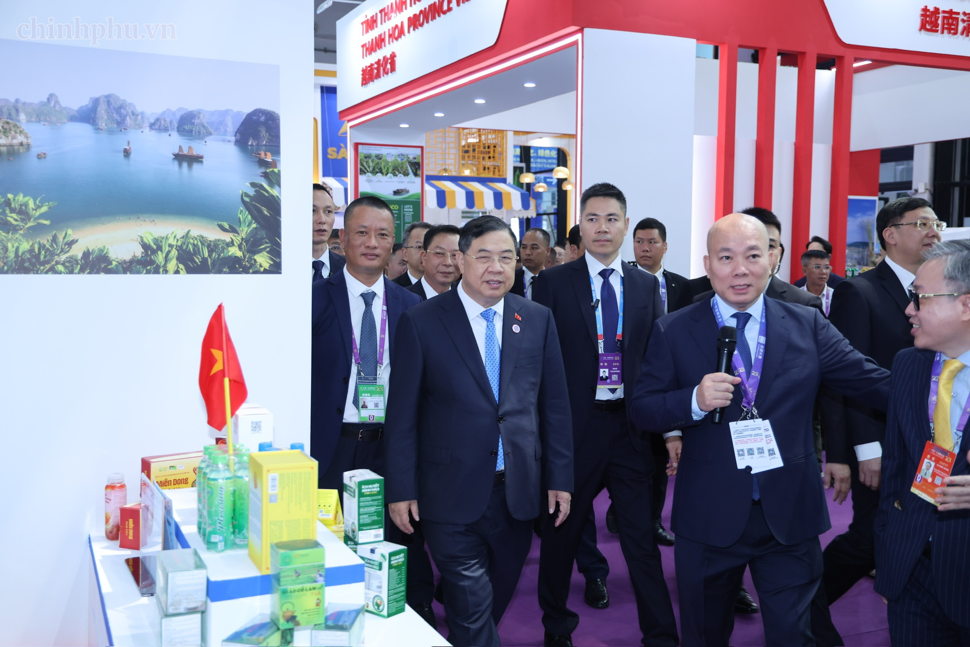 Phó Thủ tướng Thường trực Phạm Gia Túc nêu 4 trọng tâm thúc đẩy kết nối thị trường, hạ tầng và chuỗi cung ứng ASEAN - Trung Quốc Phó Thủ tướng Thường trực Phạm Gia Túc nêu 4 trọng tâm thúc đẩy kết nối thị trường, hạ tầng và chuỗi cung ứng ASEAN - Trung Quốc- Ảnh 4.