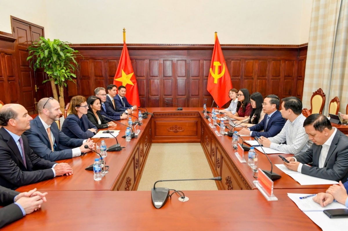 Quang cảnh buổi tiếp
