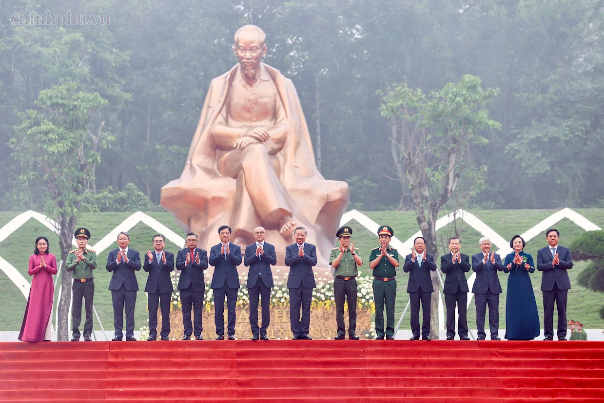 Phát biểu của Tổng Bí thư, Chủ tịch nước Tô Lâm tại Lễ kỷ niệm 72 năm Ngày Bác Hồ về thăm Đền Hùng Phát biểu của Tổng Bí thư, Chủ tịch nước Tô Lâm tại Lễ kỷ niệm 72 năm Ngày Bác Hồ về thăm Đền Hùng- Ảnh 2.