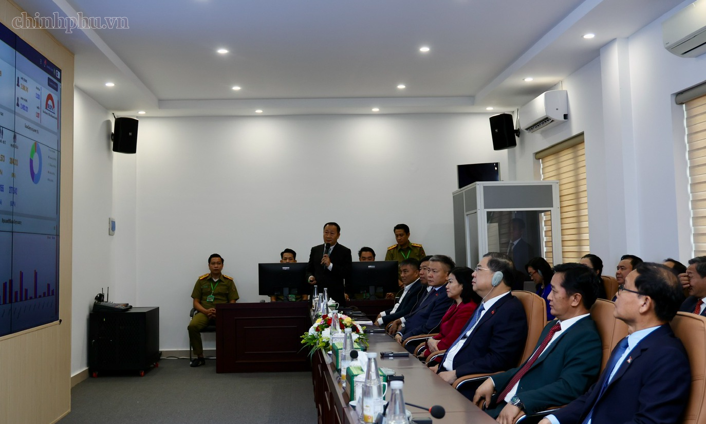 Phó Thủ tướng Thường trực Phạm Gia Túc thăm các công trình, dự án hợp tác hữu nghị Việt Nam - Lào Phó Thủ tướng Thường trực Phạm Gia Túc thăm các công trình, dự án hợp tác hữu nghị Việt Nam - Lào- Ảnh 1.