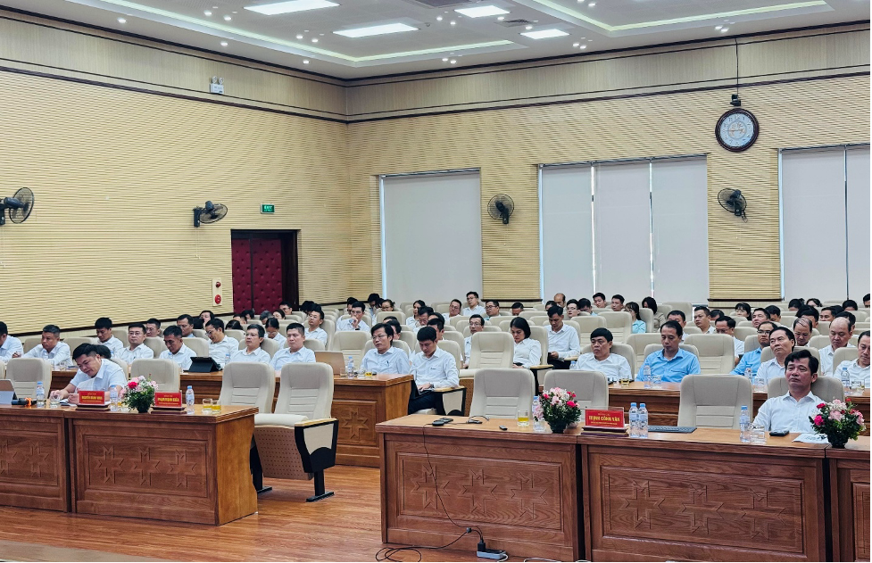 Hội nghị Tổng kết đánh giá 5 năm tái cơ cấu hệ thống các tổ chức tín dụng trên địa bàn Khu vực 3 Hội nghị Tổng kết đánh giá 5 năm tái cơ cấu hệ thống các tổ chức tín dụng trên địa bàn Khu vực 3