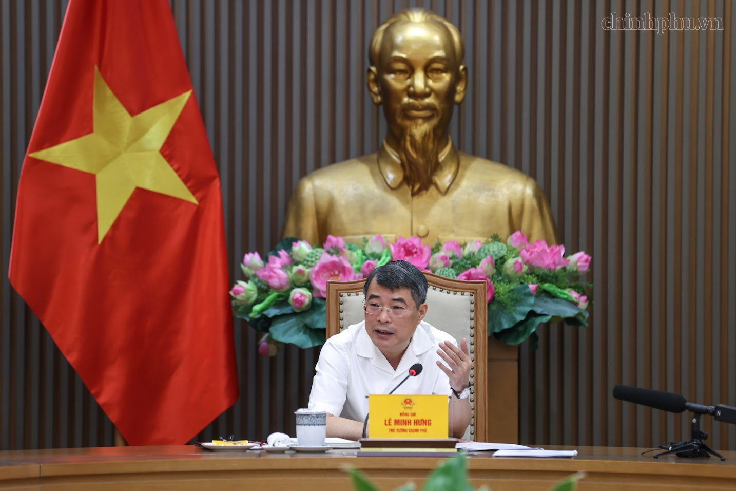 Thủ tướng: Làm rõ trách nhiệm, xử lý nghiêm và không để tái diễn việc thiếu sách giáo khoa Thủ tướng: Làm rõ trách nhiệm, xử lý nghiêm và không để tái diễn việc thiếu sách giáo khoa- Ảnh 6.