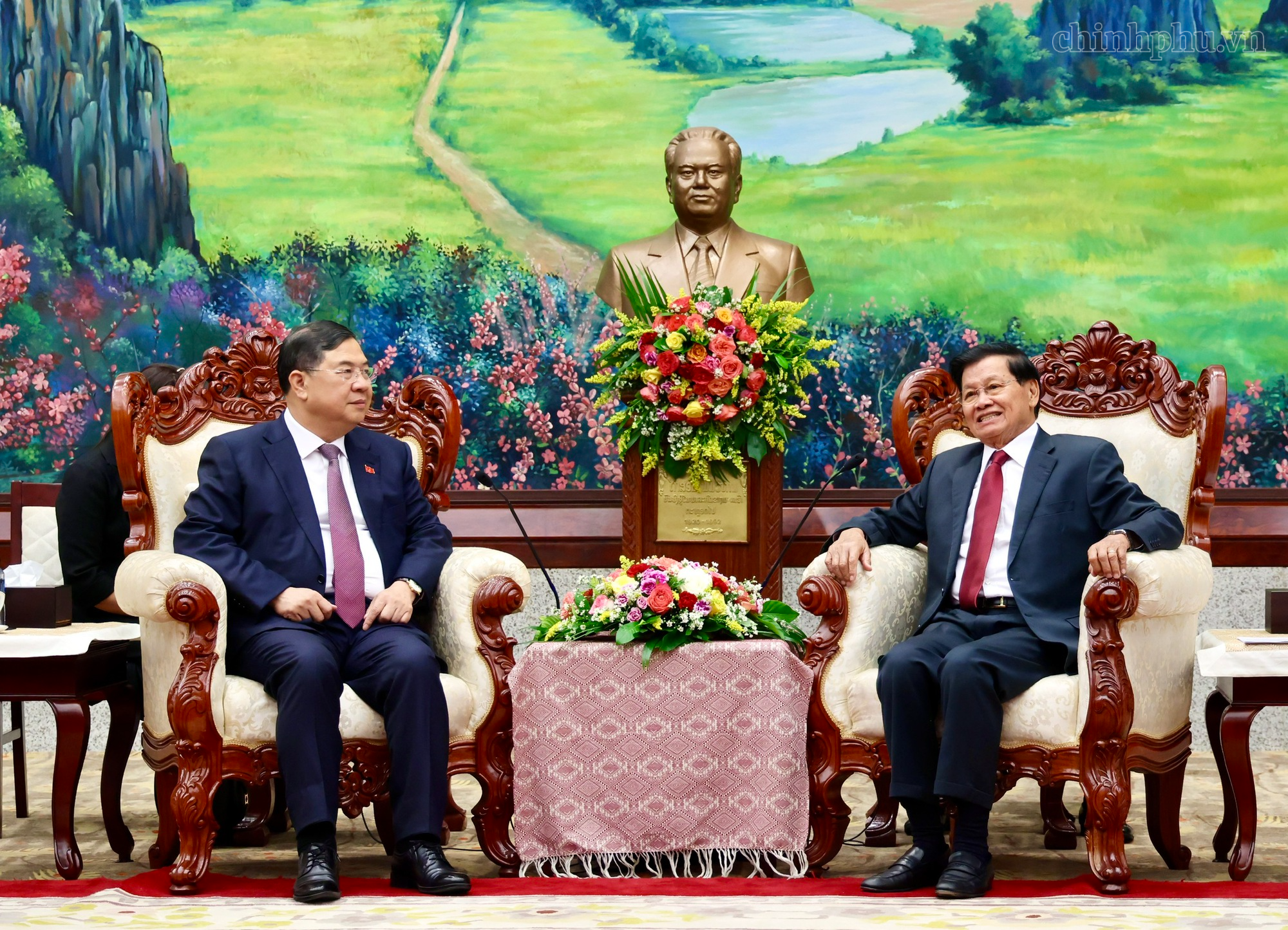 Phó Thủ tướng Thường trực Phạm Gia Túc chào xã giao Tổng Bí thư, Chủ tịch nước và Thủ tướng Lào- Ảnh 2.