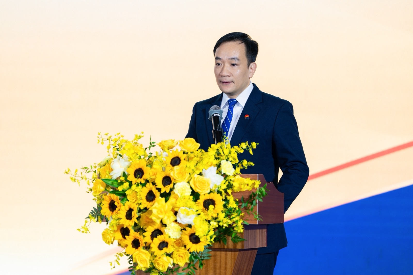 Ông Tạ Kiều Hưng - Thành viên HĐQT, Tổng Giám đốc NCB phát biểu tại Lễ ký kết. Ông Tạ Kiều Hưng - Thành viên HĐQT, Tổng Giám đốc NCB phát biểu tại Lễ ký kết.